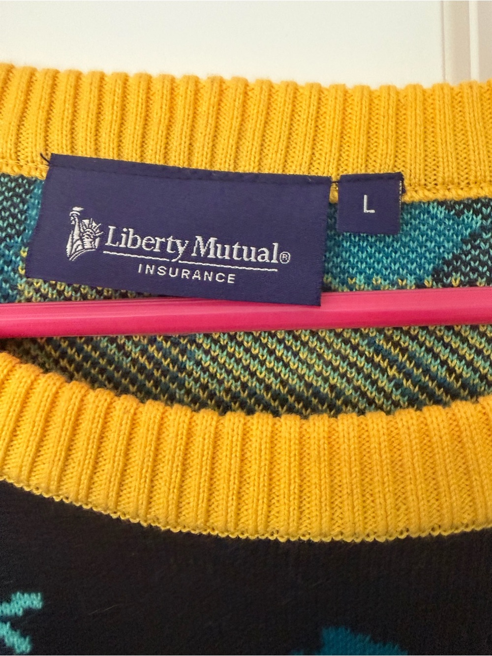 Liberty Mutual Limu the Emu Men’s Yellow & Teal Graphic Crewneck Sweater - Picture 2 of 4